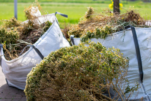 Best Construction Debris Removal  in Gladstone, OR